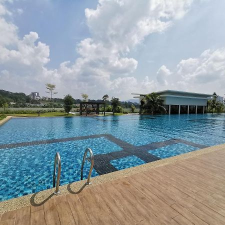 Appartamento Traders Garden Cheras Esterno foto