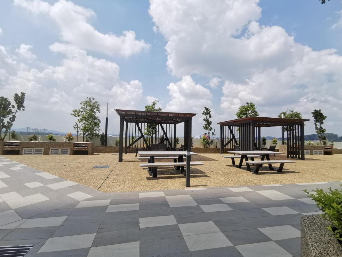 Appartamento Traders Garden Cheras Esterno foto