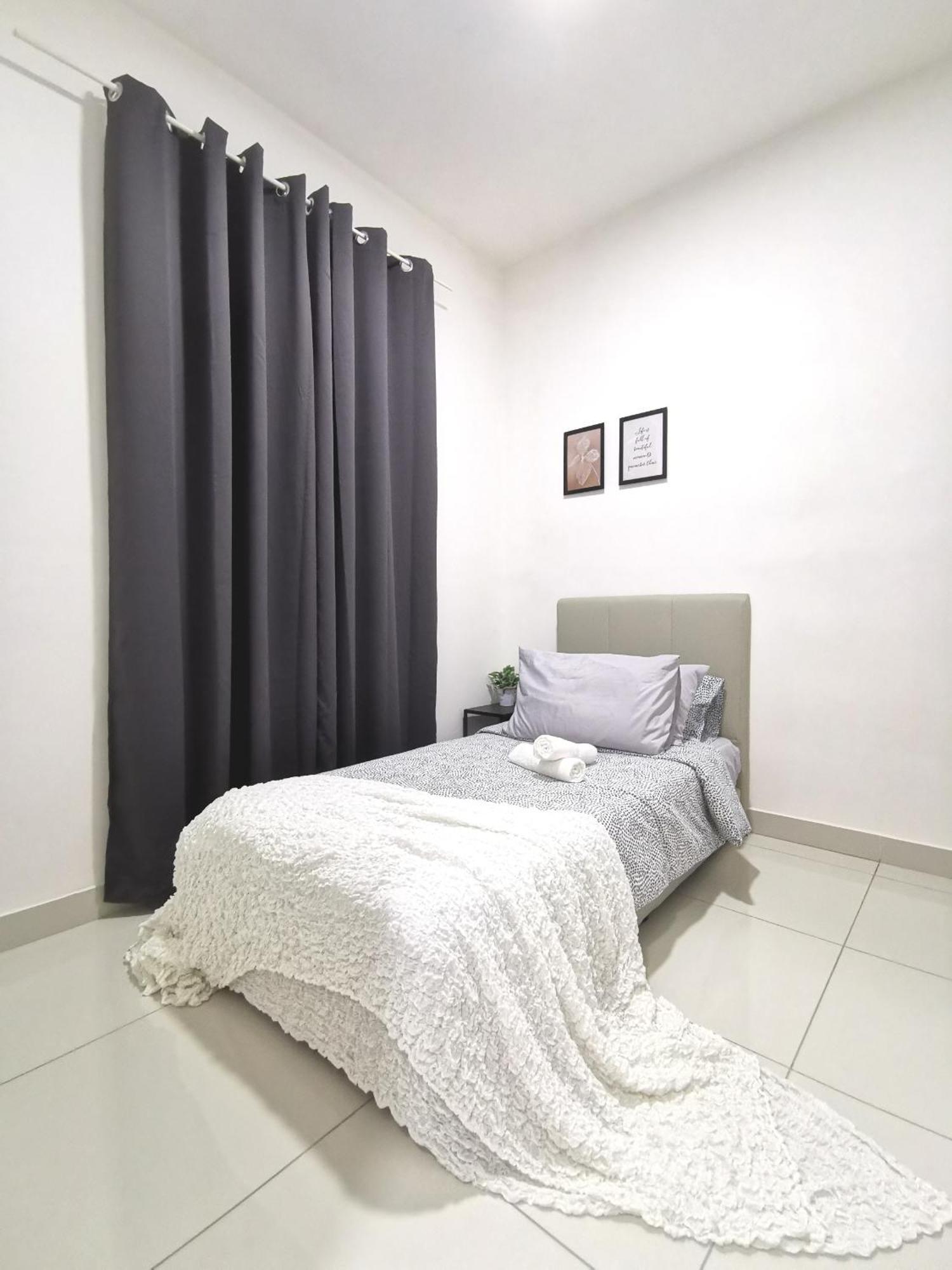 Appartamento Traders Garden Cheras Esterno foto